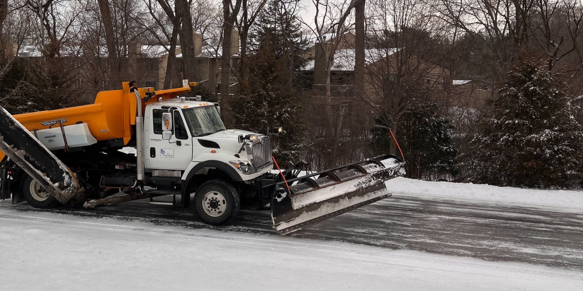 Wear Equipment FAQ: What Are Snow Plow Blades Made Of?